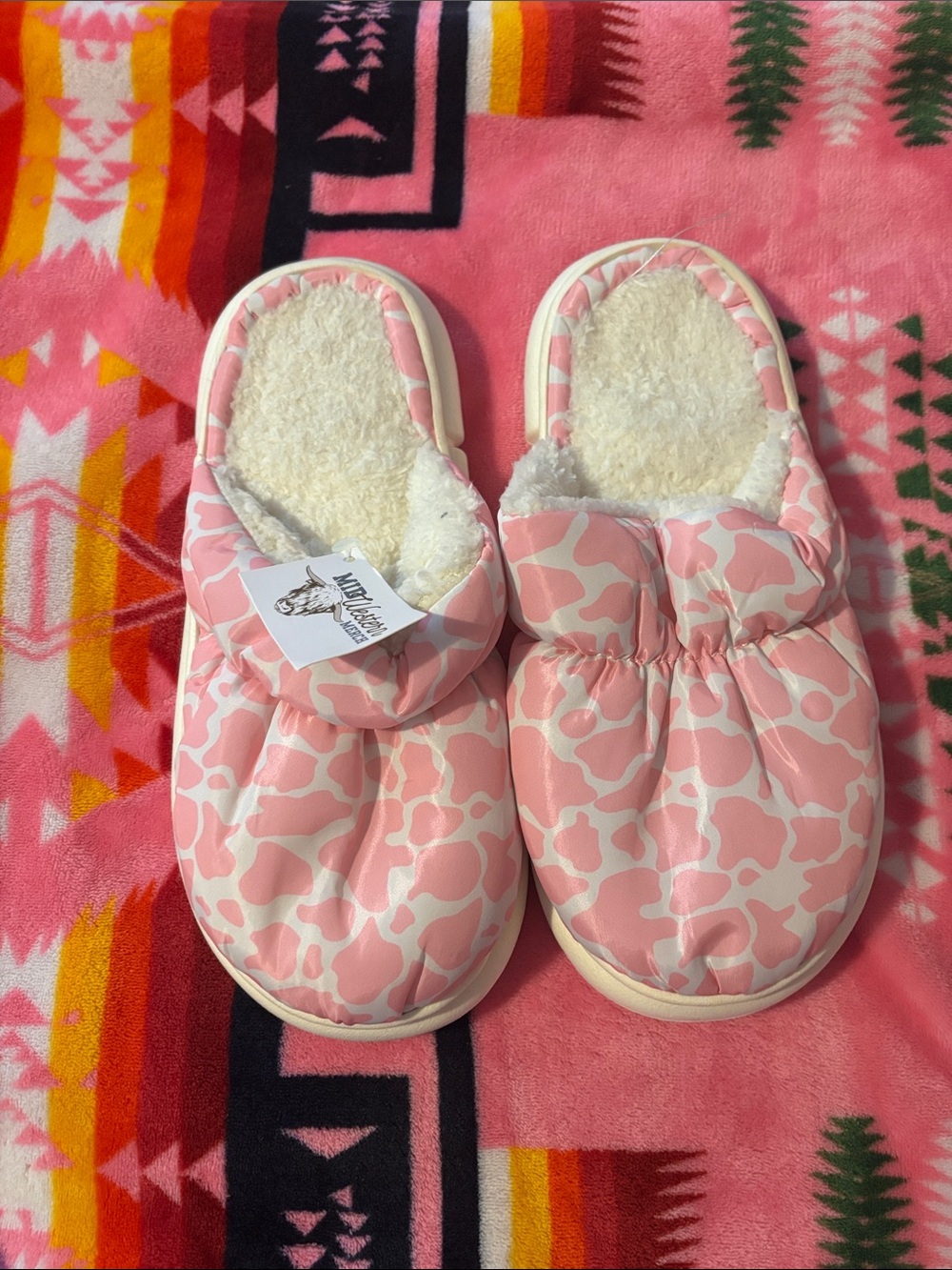 Cozy Pink Patterned Kids Slippers